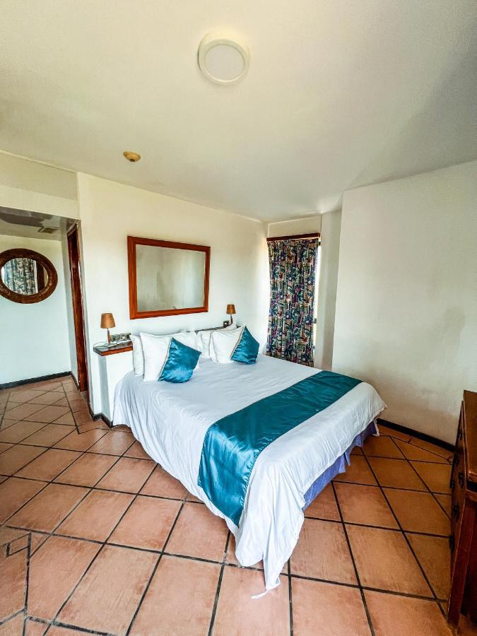 Hotel California Playa エル・ヤケ エクステリア 写真